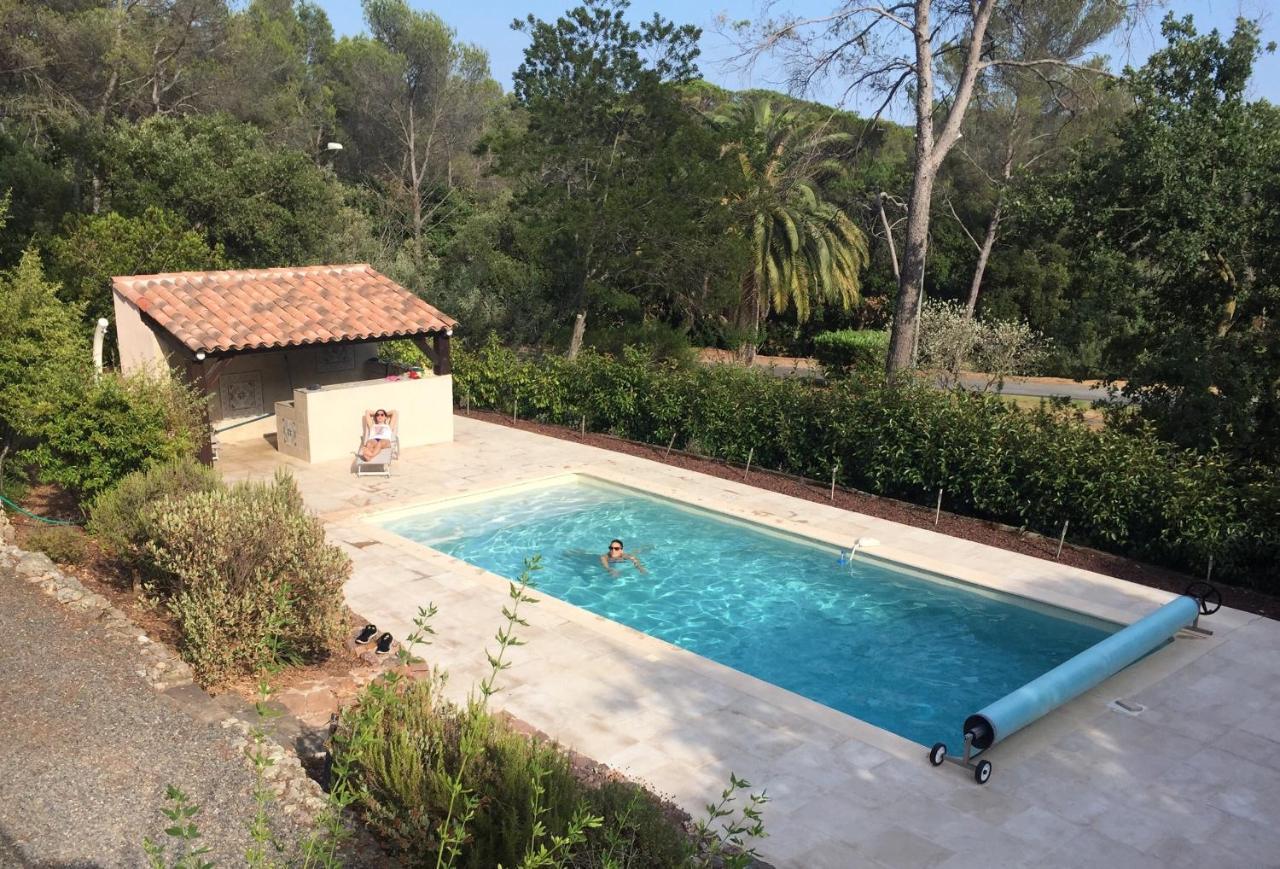 Bed and Breakfast La Garriniere Saint-Raphaël Zewnętrze zdjęcie